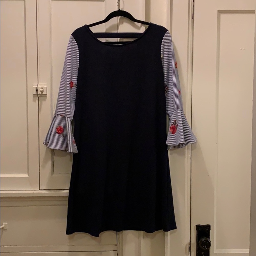 Navy dress